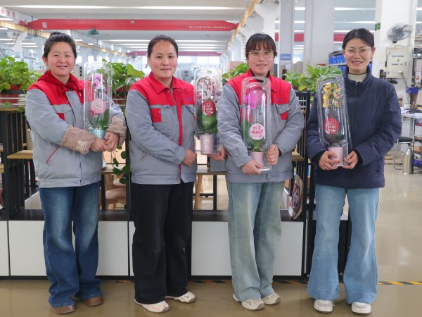 3.8婦女節(jié) 致每一位獨(dú)一無(wú)二的她